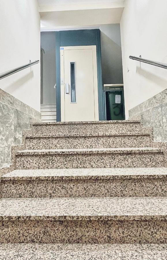 Az The Old Town Hostel - Coliving 萨拉戈萨 外观 照片